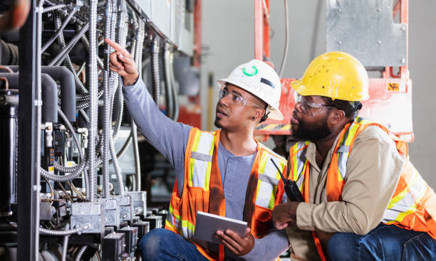 Best Licensed Electrician  in Oakwood, OH